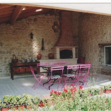 Clos Des Hirondelles Jau-Dignac-et-Loirac Exteriér fotografie